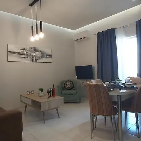 Serenity Apartment *